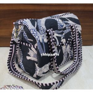 Black Cat Hand Duffle Bag For Women Shopping Chhipa-108